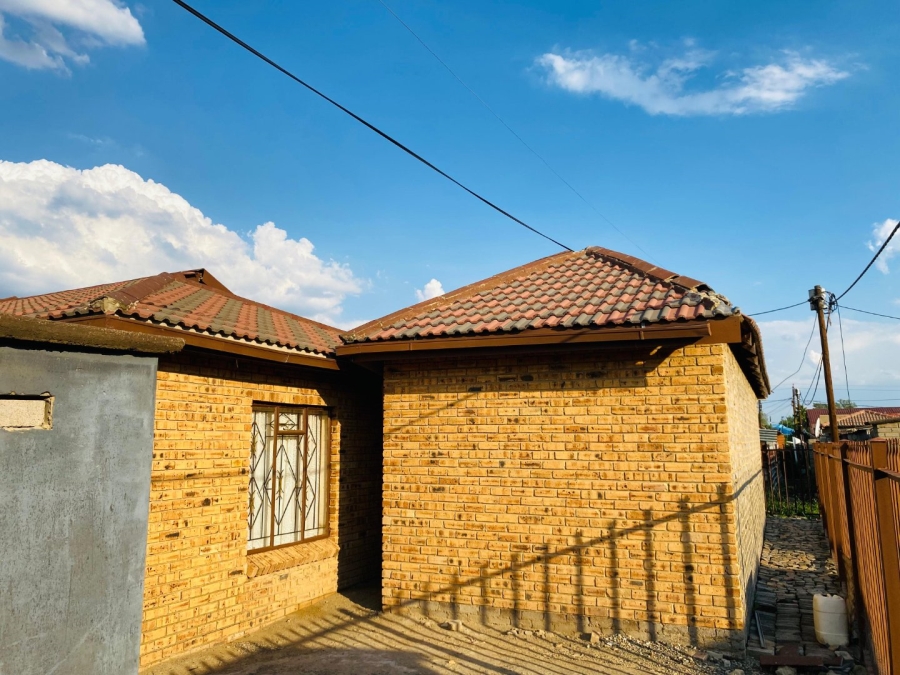 3 Bedroom Property for Sale in Kwakwatsi Free State